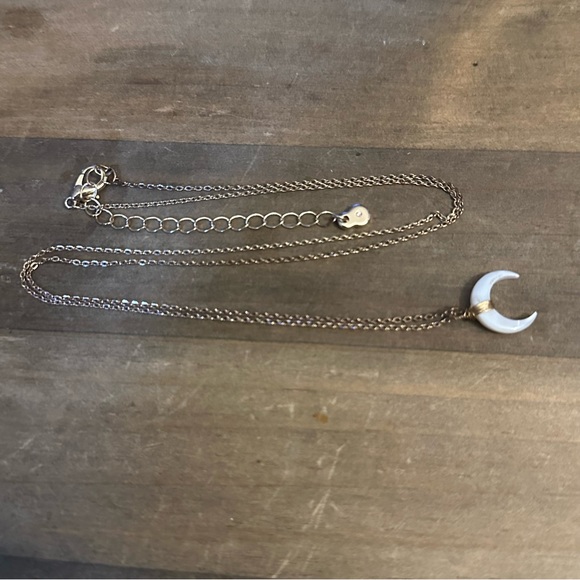 Mother of Pearl crescent reversed moon pendant necklace - Picture 3 of 4